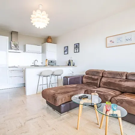 Parc-2 By Interhome * Cannes